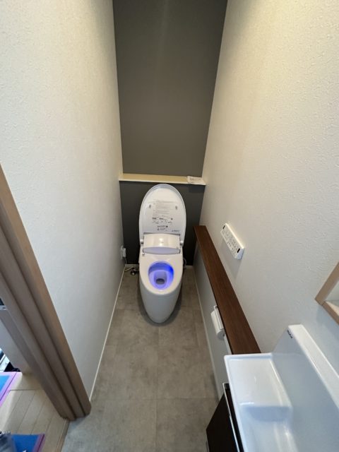 堺市　外壁リフォーム工事ついでに内装もちょっとやりかえたいとお客様から。